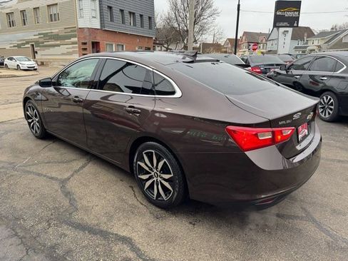 Used 2016 Chevrolet Malibu LT w/ Leather Package image 4