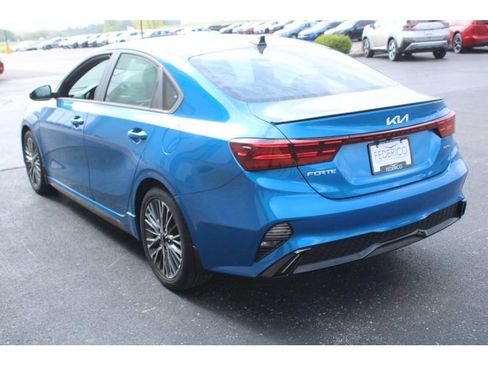 Used 2023 Kia Forte GT-Line w/ GT-Line Premium Package FWD image 6