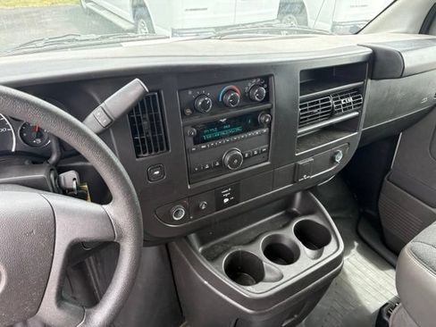 Used 2024 GMC Savana 2500 w/ Driver Convenience Package RWD image 31