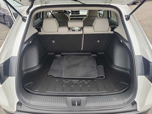Certified 2026 Honda HR-V LX image 27