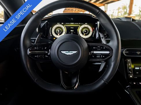Used 2025 Aston Martin V8 Vantage Coupe RWD image 11