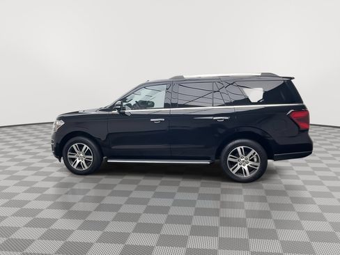 Used 2022 Ford Expedition Limited image 43