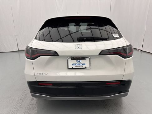New 2026 Honda HR-V EX-L image 6