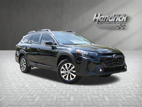 New 2025 Subaru Outback Premium image 2