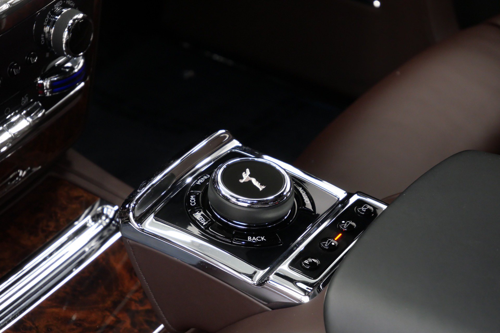Used 2019 Rolls-Royce Phantom Sedan RWD image 25