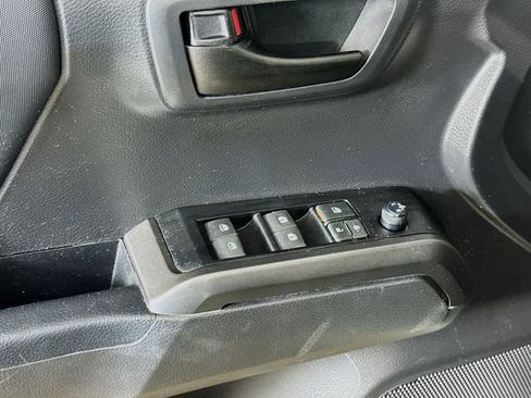 Used 2023 Toyota Tacoma TRD Off-Road image 21