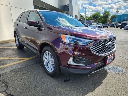 Used 2024 Ford Edge SEL w/ Convenience Package image 10
