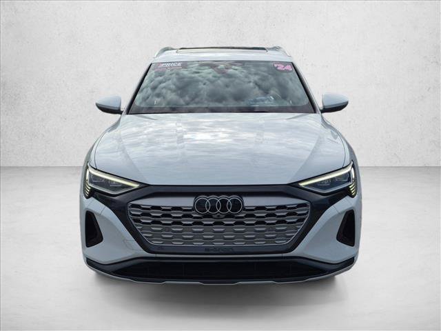 Used 2024 Audi Q8 e-tron Premium Plus w/ Premium Plus Package AWD/4WD image 2