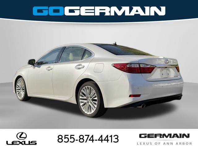 Used 2015 Lexus ES 350 w/ Ultra Luxury Package FWD image 5