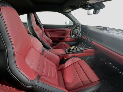 New 2026 Porsche 911 Carrera 4S image 27