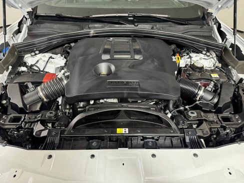 Used 2025 Jaguar F-PACE R-Dynamic S image 31