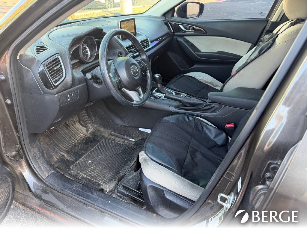Used 2016 MAZDA MAZDA3 i Touring FWD image 12