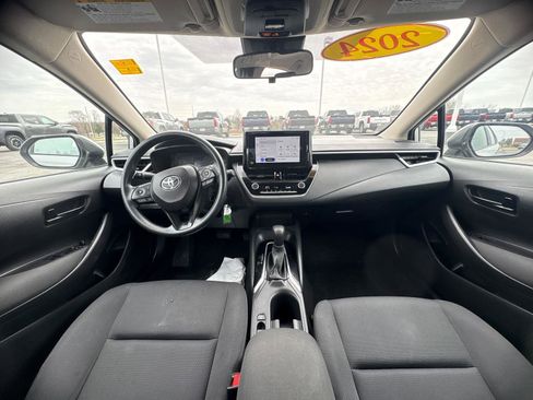 Used 2024 Toyota Corolla LE image 16
