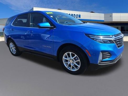 Used 2024 Chevrolet Equinox LT w/ LPO, Floor Liner Package image 7