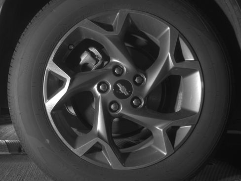 Used 2025 Chevrolet Trax LT FWD image 15