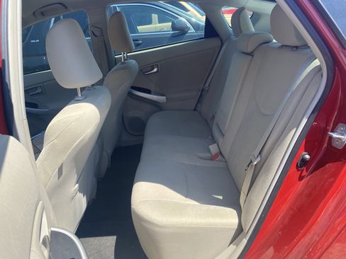 Used 2014 Toyota Prius Two FWD image 6