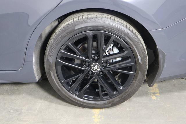 Used 2025 Toyota Camry SE w/ Convenience Package FWD image 37