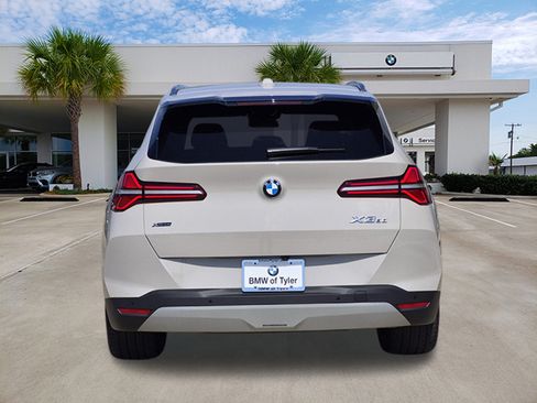 Used 2025 BMW X3 xDrive30i w/ Premium Package AWD/4WD image 5
