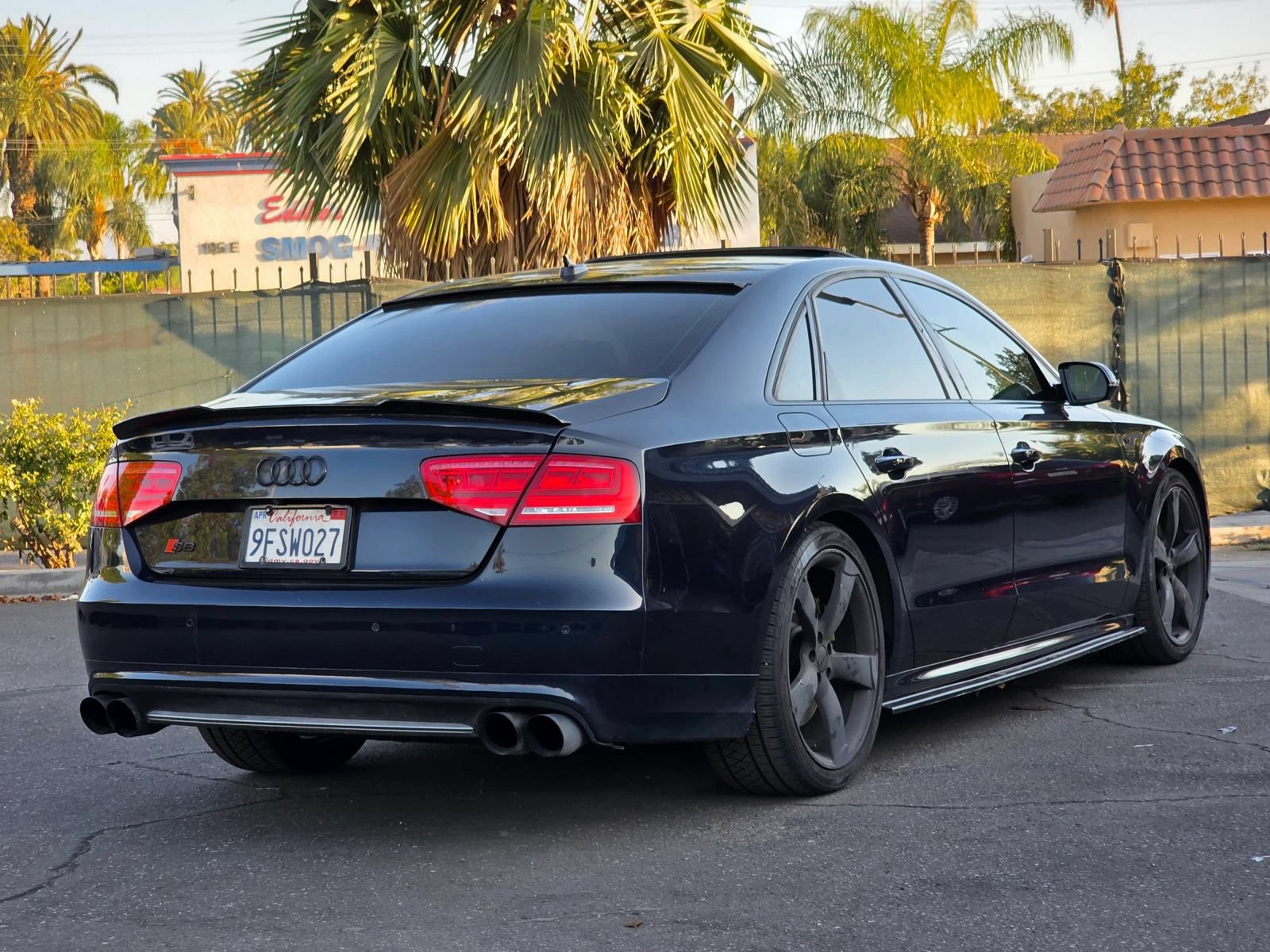 Used 2013 Audi S8 w/ Full Leather Pkg AWD/4WD image 4