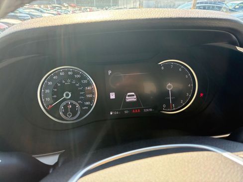 Used 2025 Genesis G70 2.5T AWD/4WD image 35