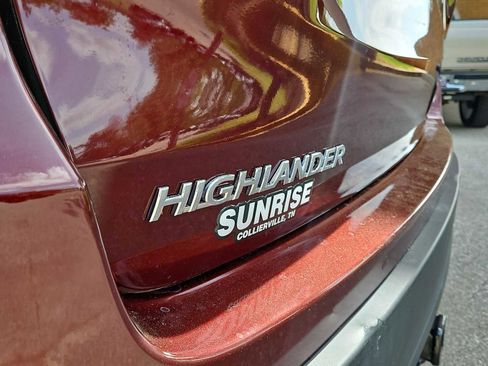 Used 2018 Toyota Highlander Limited FWD image 20