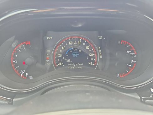 Used 2025 Dodge Durango GT RWD image 20