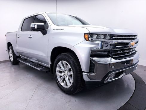 Used 2019 Chevrolet Silverado 1500 LTZ w/ LTZ Premium Package AWD/4WD image 13