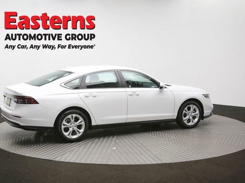 Used 2025 Honda Accord LX image 41