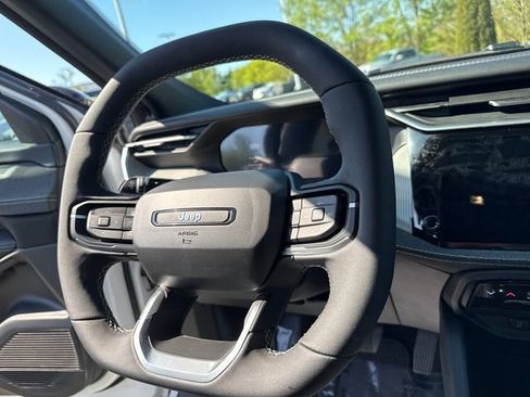 New 2026 Jeep Cherokee Laredo AWD/4WD image 20