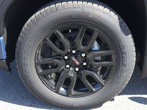 New 2026 GMC Sierra 1500 Elevation image 11