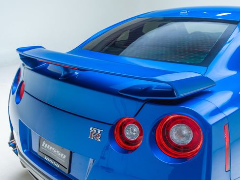Used 2021 Nissan GT-R Premium AWD/4WD image 56