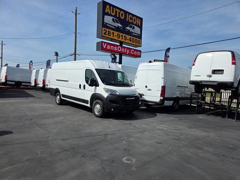 Used 2023 RAM ProMaster 3500 w/ Convenience Group image 29