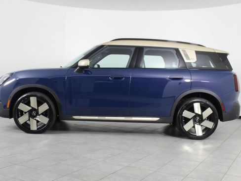 New 2026 MINI Cooper Countryman S image 2