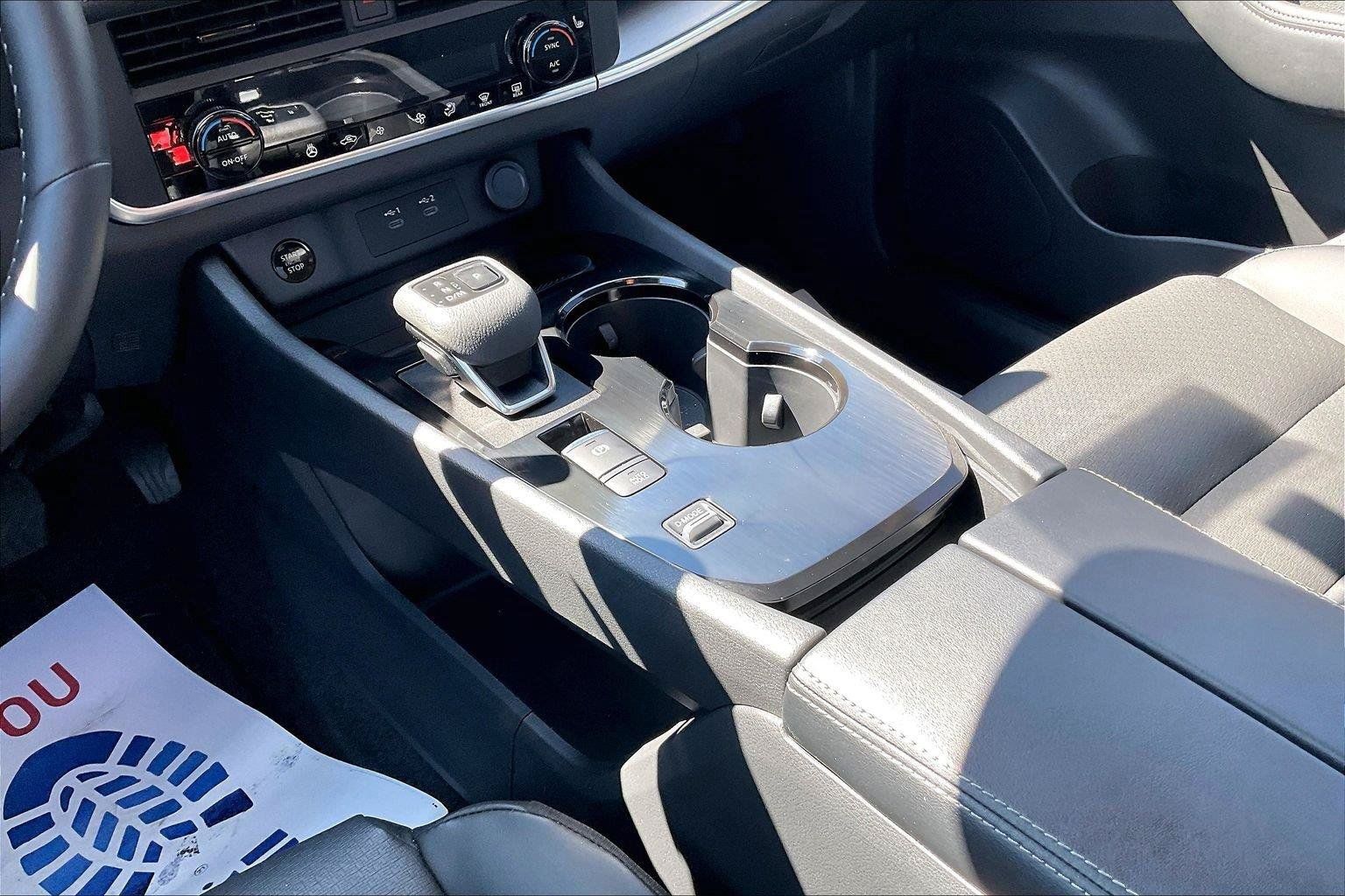 Certified 2026 Nissan Rogue Dark Armor FWD image 15