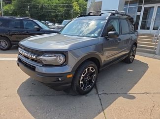 Used 2023 Ford Bronco Sport Outer Banks w/ Tech Package AWD/4WD video 3