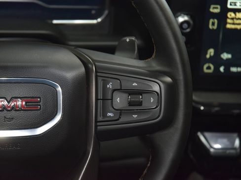Used 2024 GMC Sierra 1500 AT4 w/ Technology Package AWD/4WD image 38