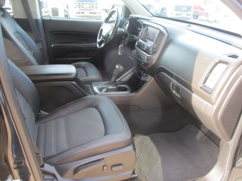 Used 2015 GMC Canyon SLE AWD/4WD image 12
