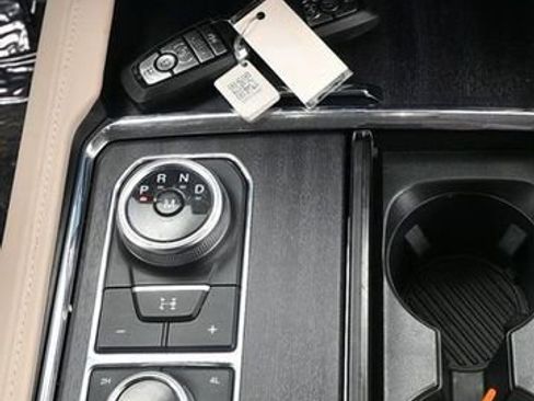 Used 2023 Ford Expedition Max Platinum image 24