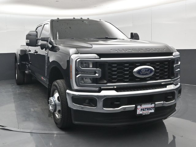 Used 2025 Ford F350 Lariat w/ Lariat Ultimate Package AWD/4WD image 36