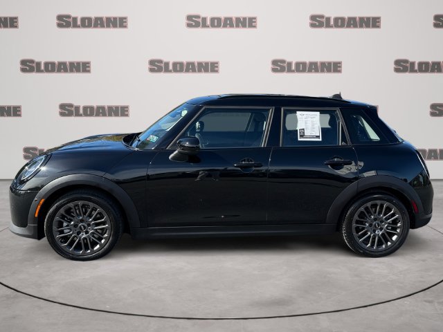 Used 2026 MINI Cooper 4-Door Hardtop FWD image 2