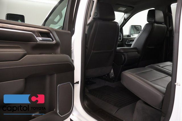 Used 2024 Chevrolet Silverado 3500 LTZ AWD/4WD image 33