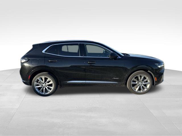 Used 2023 Buick Envision Avenir FWD image 2