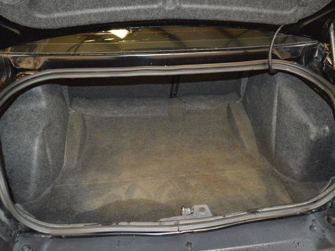 Used 2017 Dodge Challenger SRT Hellcat RWD image 13