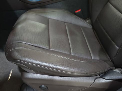 Used 2020 Mercedes-Benz GLE 350 4MATIC image 32