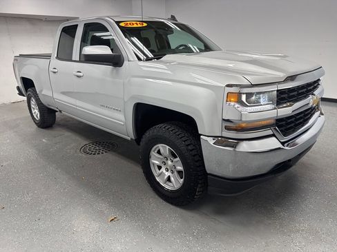 Used 2019 Chevrolet Silverado 1500 LT image 2
