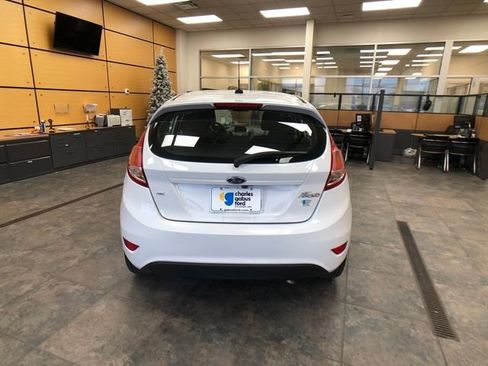 Certified 2019 Ford Fiesta SE image 6