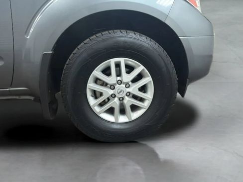 Used 2016 Nissan Frontier SV w/ SV Value Truck Package AWD/4WD image 25