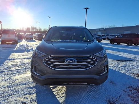Used 2022 Ford Edge Titanium image 8