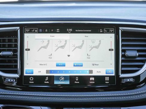 New 2026 Chrysler Pacifica Select image 15