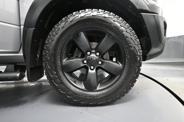 Used 2019 RAM 1500 Warlock AWD/4WD image 12